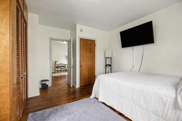 $298,500 | 917 Humbolt Street Southeast, Grand Rapids, MI 49507