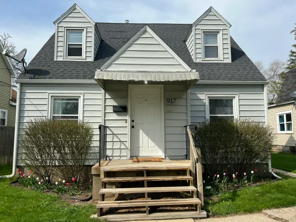 $298,500 | 917 Humbolt Street Southeast, Grand Rapids, MI 49507