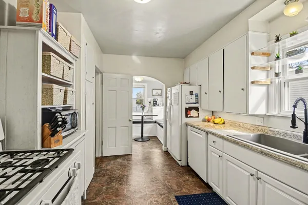 $298,500 | 917 Humbolt Street Southeast, Grand Rapids, MI 49507