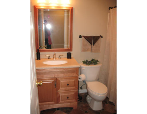 29 Josephine Street Springfield, MA 01108 - Photo 5 of 13 Gallery Image 5