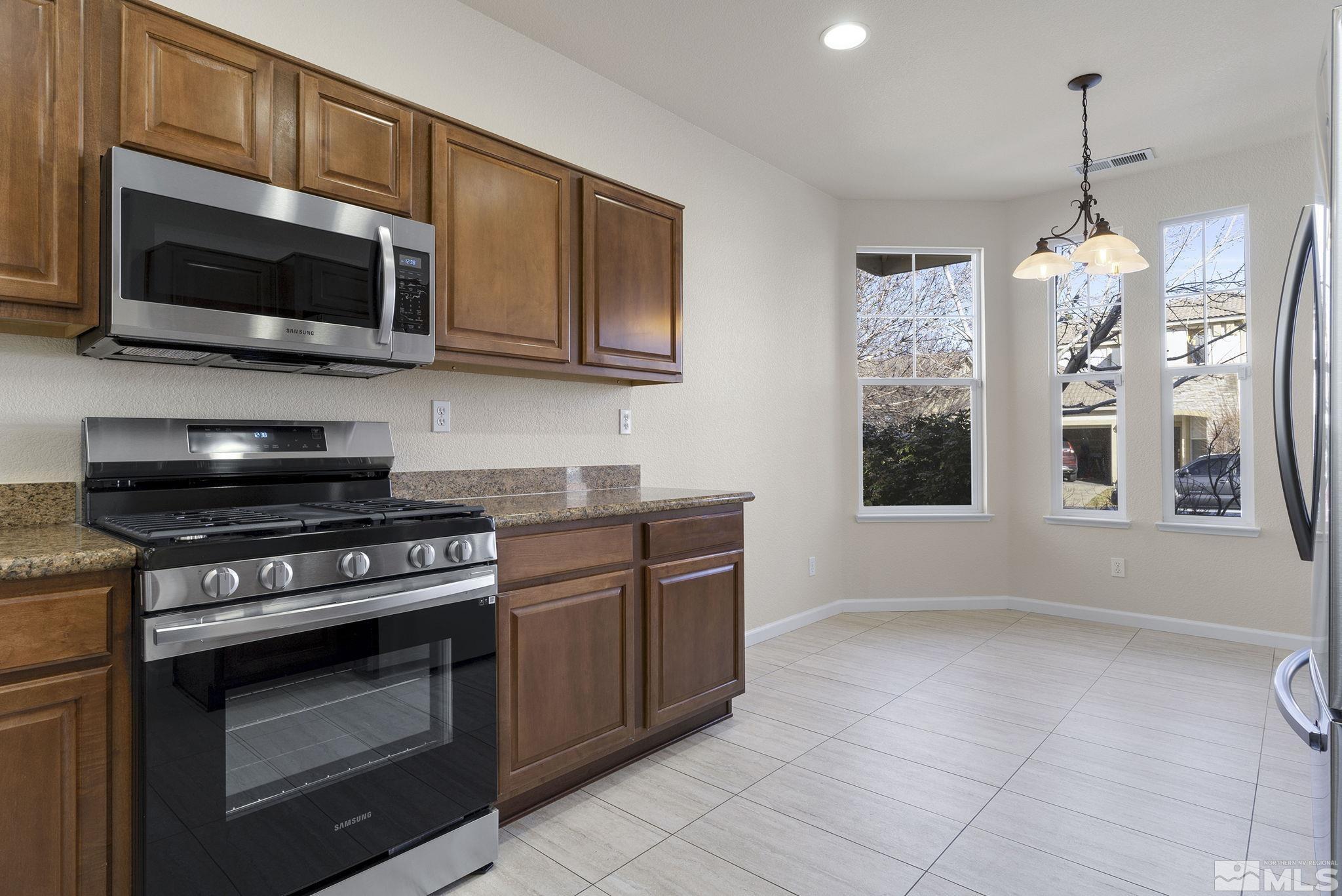 560 Needles Court Reno, NV 89521 - Photo 13 of 27 Photo 13