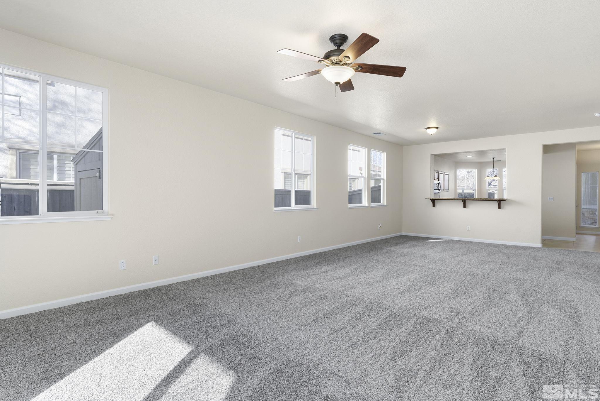 560 Needles Court Reno, NV 89521 - Photo 7 of 27 Photo 7