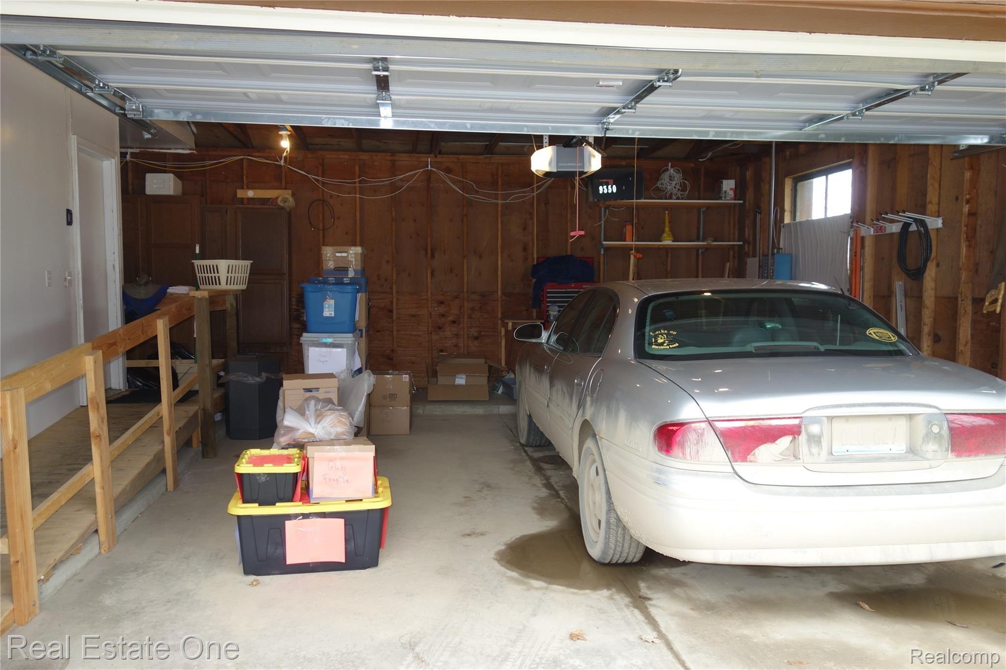 9350 Pine Knob Road Clarkston, MI 48348 - Photo 34 of 39 2 car attached garage