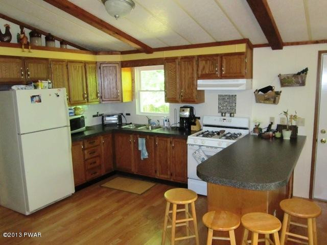 124 Pebble Rock Road Lackawaxen, PA 18435 - Photo 7 of 15
