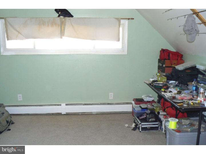 15 Winding Road Levittown, PA 19057 - Photo 5 of 9 Bedroom 3