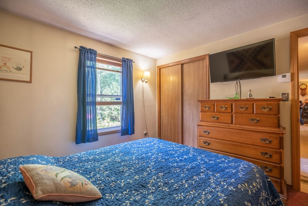 54 Brooks Pond Road Spencer, MA 01562 - Photo 13 of 35 Gallery Image 13