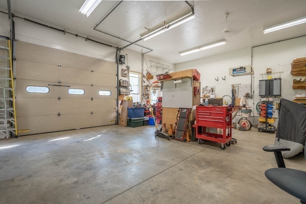 54 Brooks Pond Road Spencer, MA 01562 - Photo 28 of 35 Gallery Image 28
