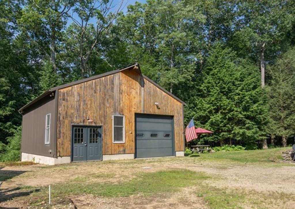 54 Brooks Pond Road Spencer, MA 01562 - Photo 5 of 35 Gallery Image 5