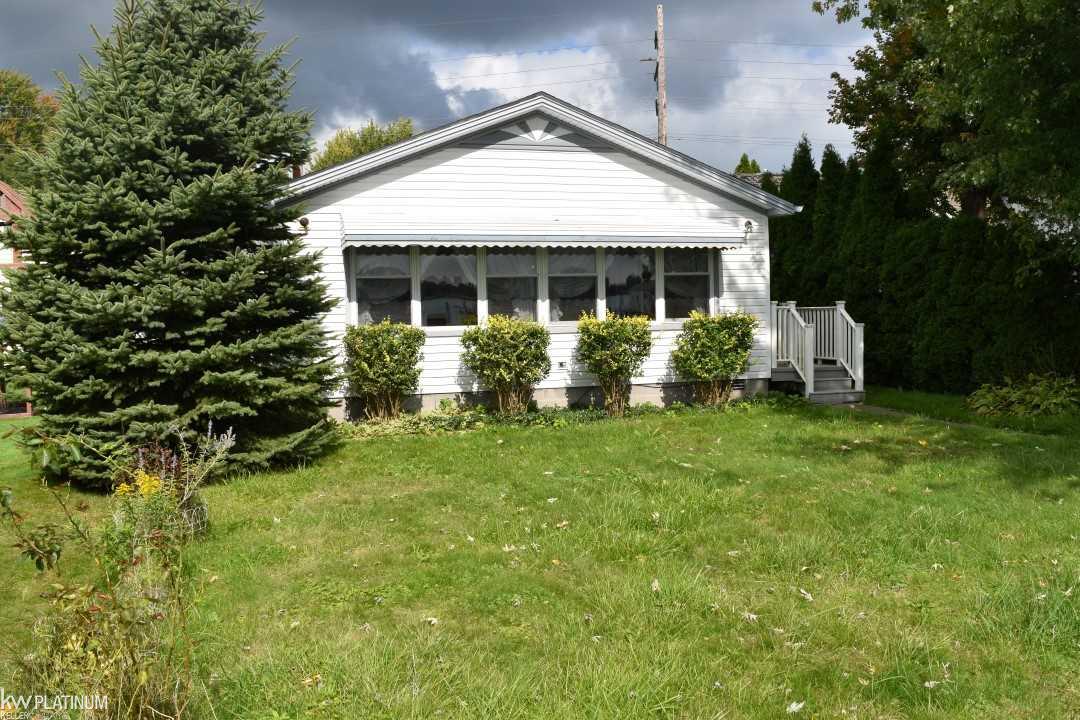 4055 Pointe Tremble Road, Unit 1 Algonac, MI 48001 - Photo 8 of 25