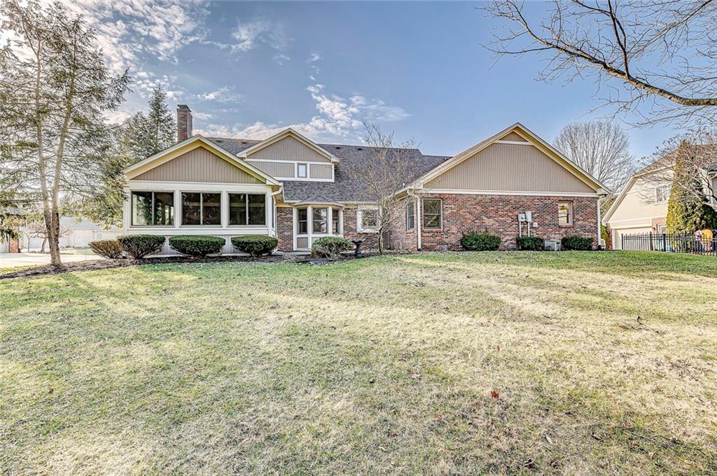 6684 Riverside Way Fishers, IN 46038 - Photo 6 of 48 Gallery Image 6