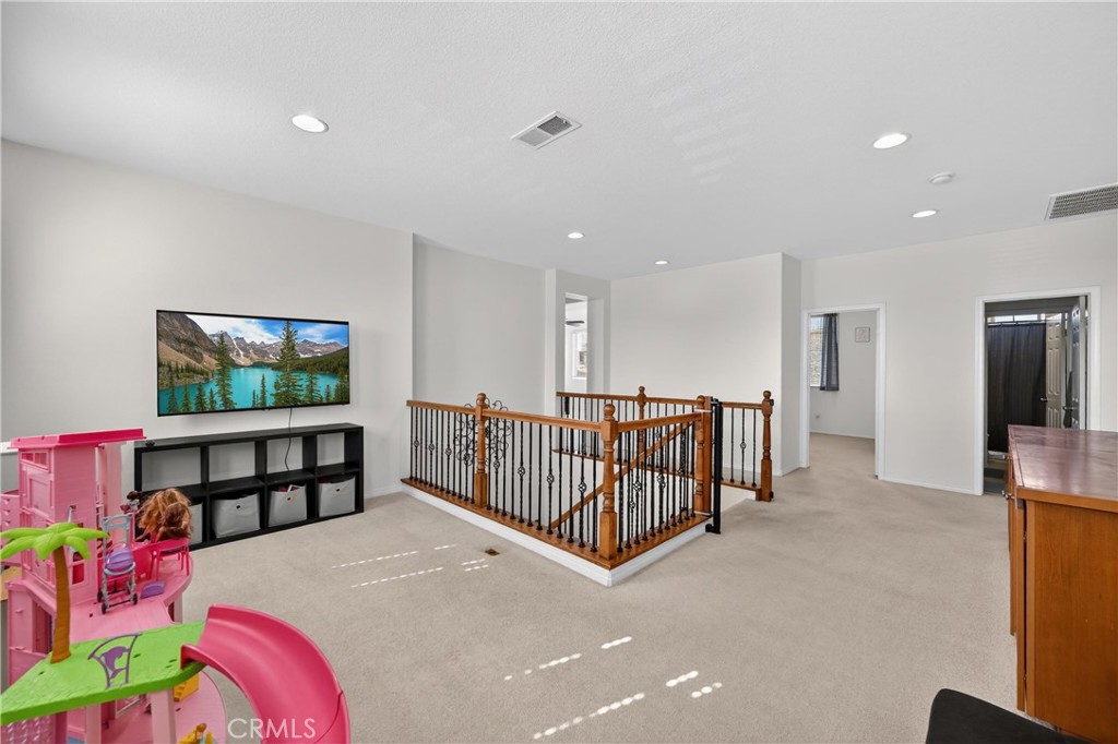 34581 Spindle Tree Street Winchester, CA 92596 - Photo 29 of 50 a view of livingroom with furniture