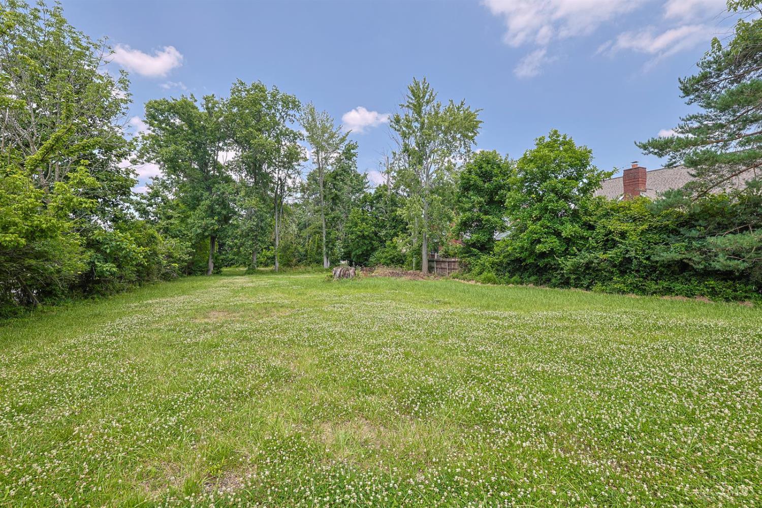 6330 Kugler Mill Road Cincinnati, OH 45236 - Photo 2 of 4