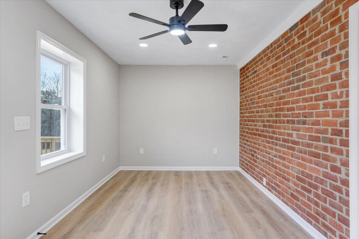 7951 Barrens Road Roanoke, VA 24019 - Photo 34 of 105 a view of an empty room with a window