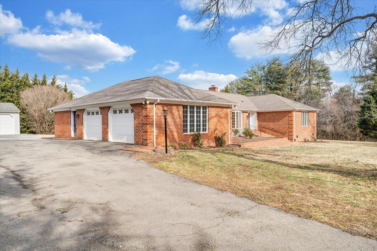 7951 Barrens Road Roanoke, VA 24019 - Photo 79 of 105 079-MIB09412