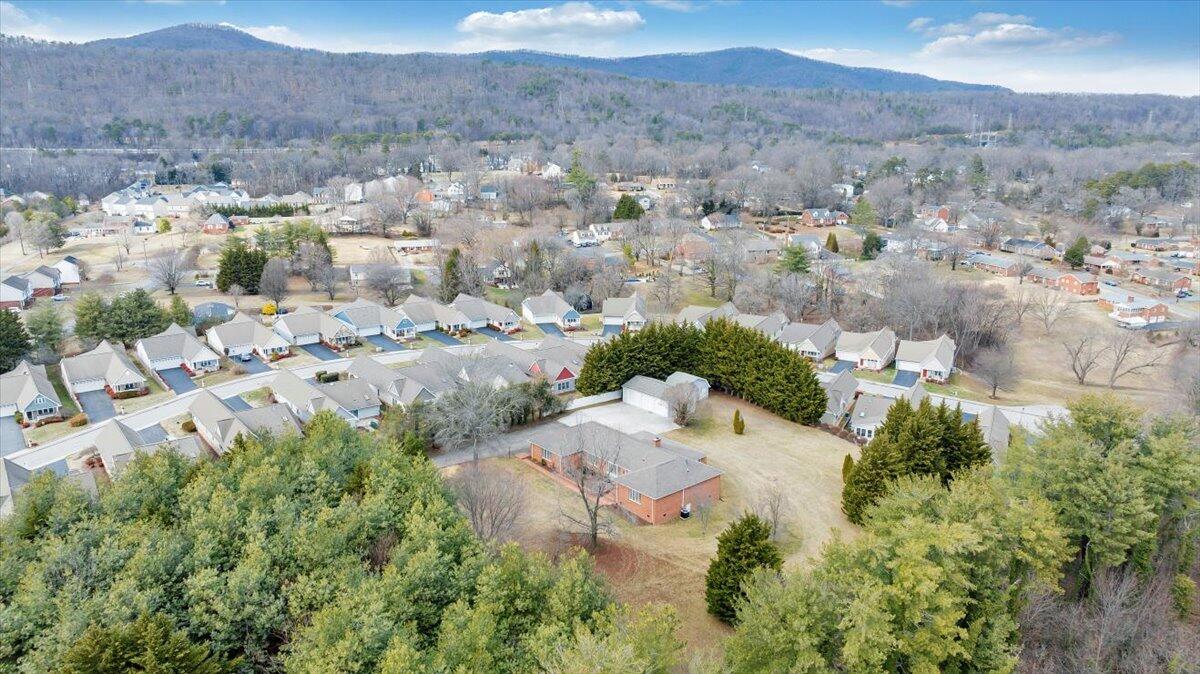 7951 Barrens Road Roanoke, VA 24019 - Photo 99 of 105 an aerial view of residential house with green space