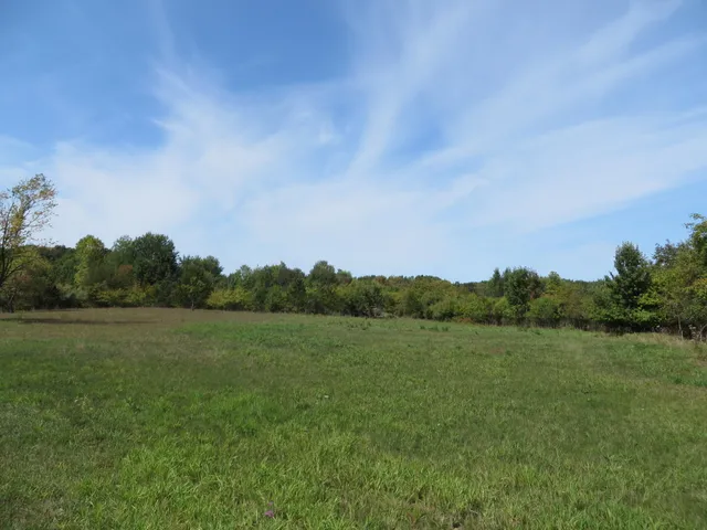 $159,900 | 5573 Wing Avenue Southeast, Grand Rapids, MI 49512