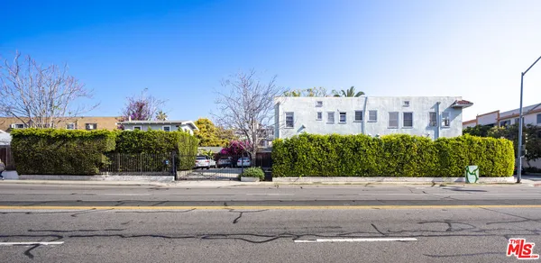 $2,175,000 | 7401 Fountain Avenue, Los Angeles, CA 90046