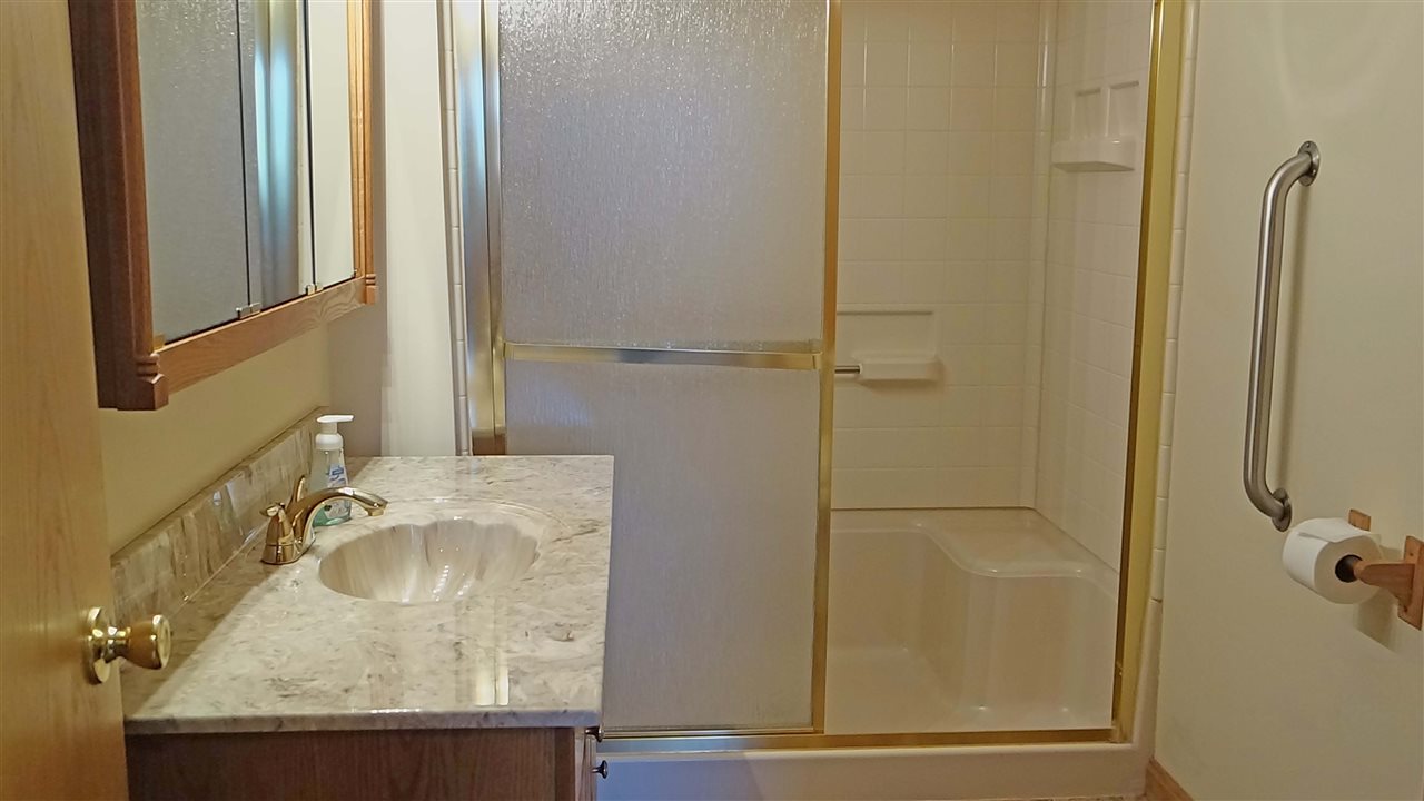8577 West Gary Road Chesaning, MI 48616 - Photo 12 of 36 50038708-11.JPG