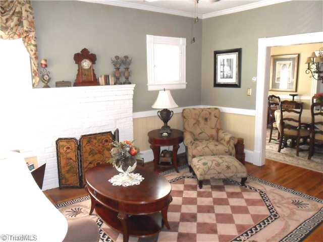 771 Main Elkin, NC 28621 - Photo 2 of 6 Living Room.