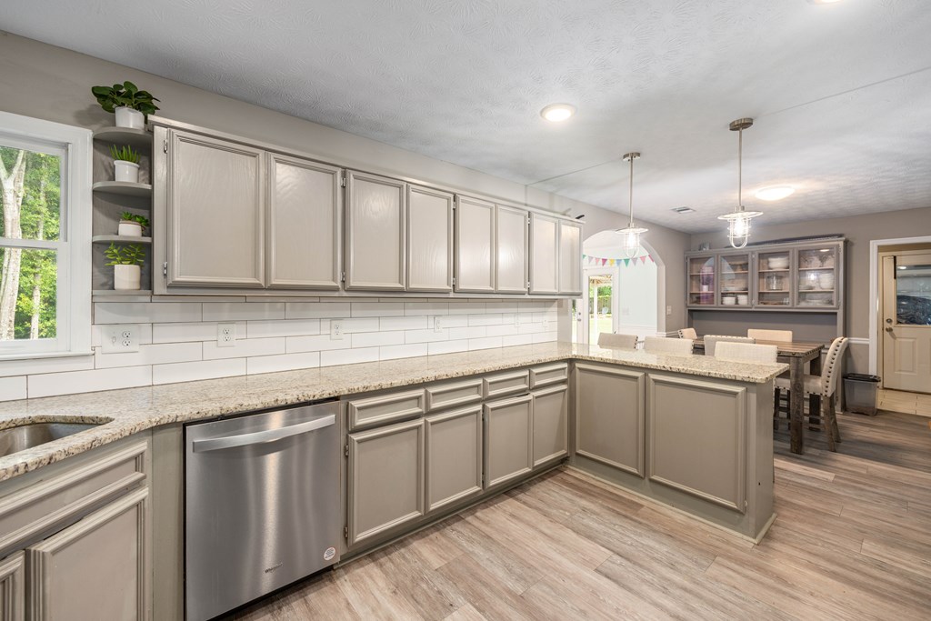 53 Lee Road Phenix City, AL 36870 - Photo 21 of 56
