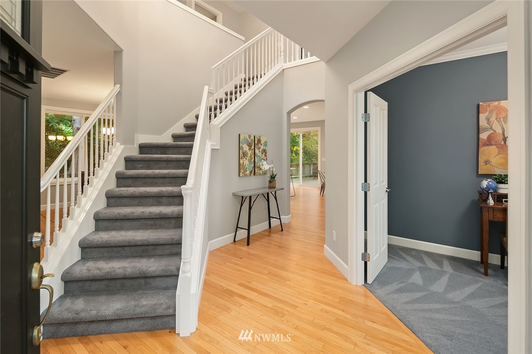 11140 Northeast 162nd Street Bothell, WA 98011 - Photo 2 of 25 Gallery Image 2