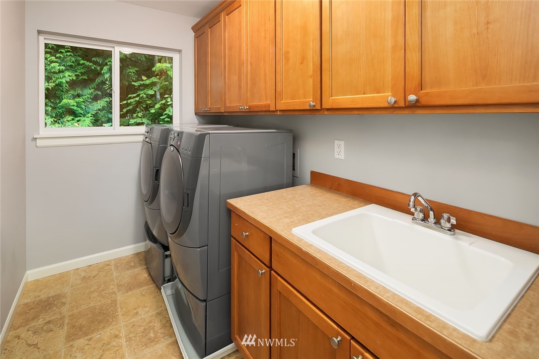 11140 Northeast 162nd Street Bothell, WA 98011 - Photo 21 of 25 Gallery Image 21