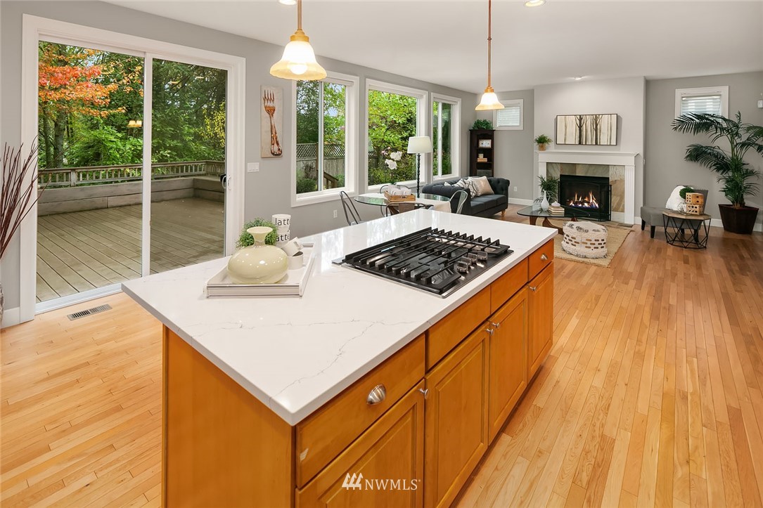 11140 Northeast 162nd Street Bothell, WA 98011 - Photo 8 of 25 Gallery Image 8