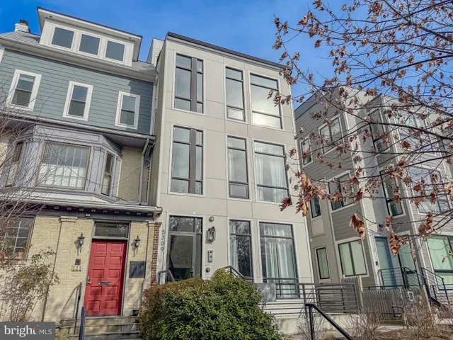 $3,350 | 5309 Connecticut Avenue Northwest, Unit 1, Washington, DC 20015