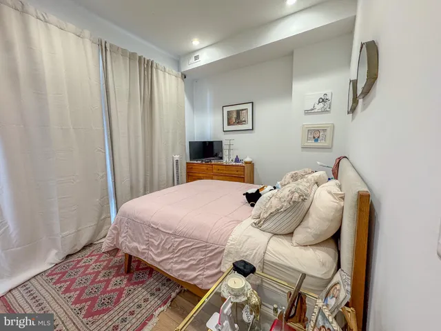 $3,350 | 5309 Connecticut Avenue Northwest, Unit 1, Washington, DC 20015