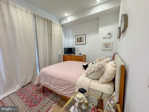 $3,150 | 5309 Connecticut Avenue Northwest, Unit 1, Washington, DC 20015