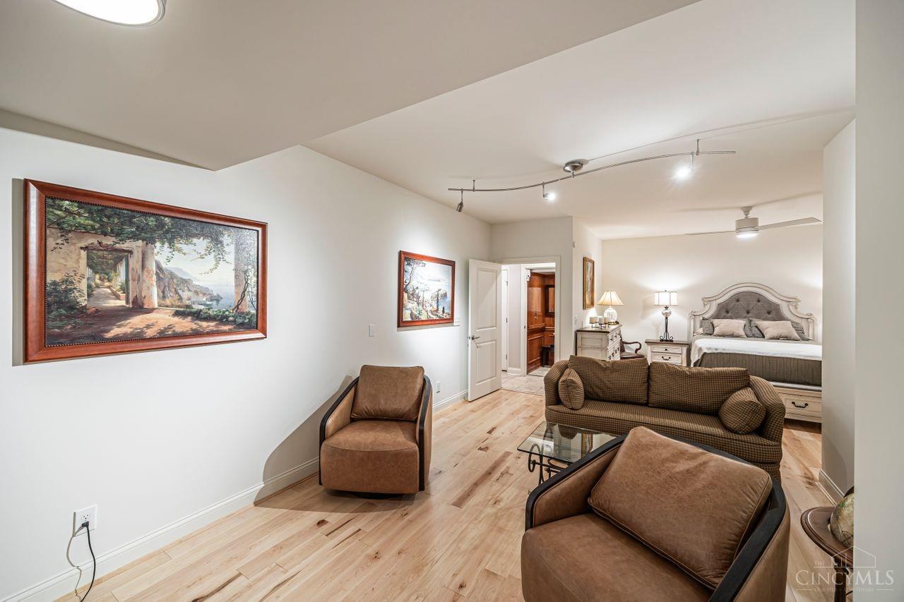 1128 Riverside Drive Cincinnati, OH 45202 - Photo 27 of 65 Gallery Image 27