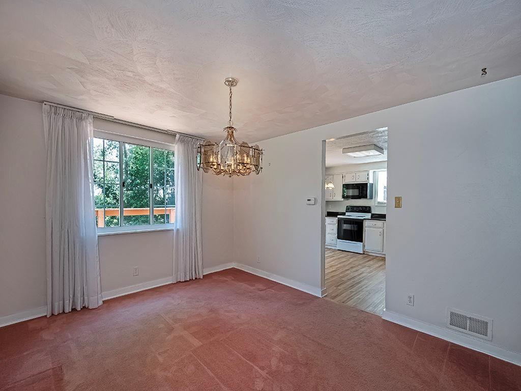 823 Rolling Rock Road Pittsburgh, PA 15234 - Photo 9 of 21 Gallery Image 9