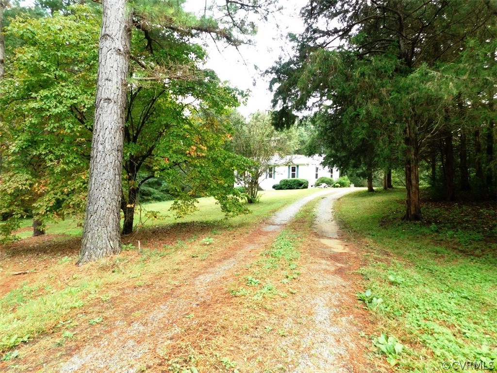137 Mahan Road Farmville, VA 23901 - Photo 1 of 24