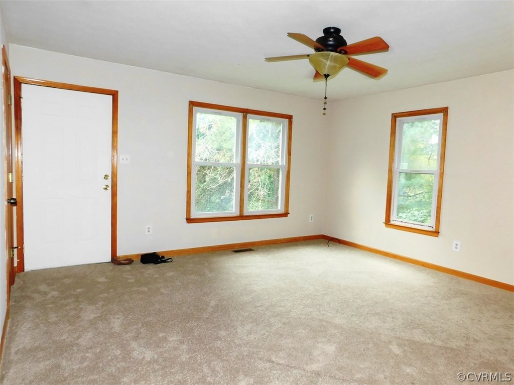137 Mahan Road Farmville, VA 23901 - Photo 5 of 24