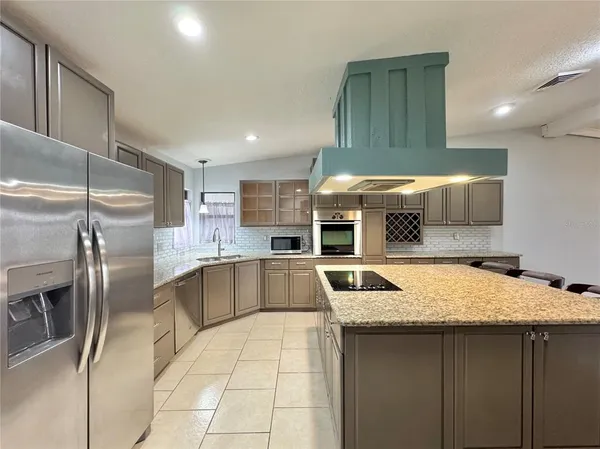 $2,500 | 2410 Hartridge Point Drive West, Winter Haven, FL 33881