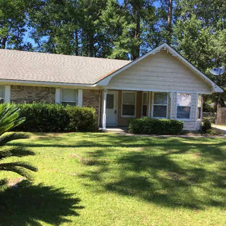 $900 | 629 East Gate Circle, Foley, AL 36535