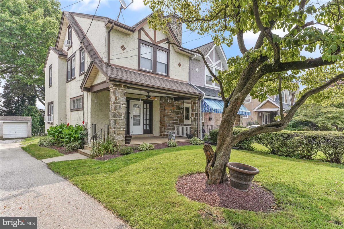 111 Sycamore Road Havertown, PA 19083 - Photo 2 of 25