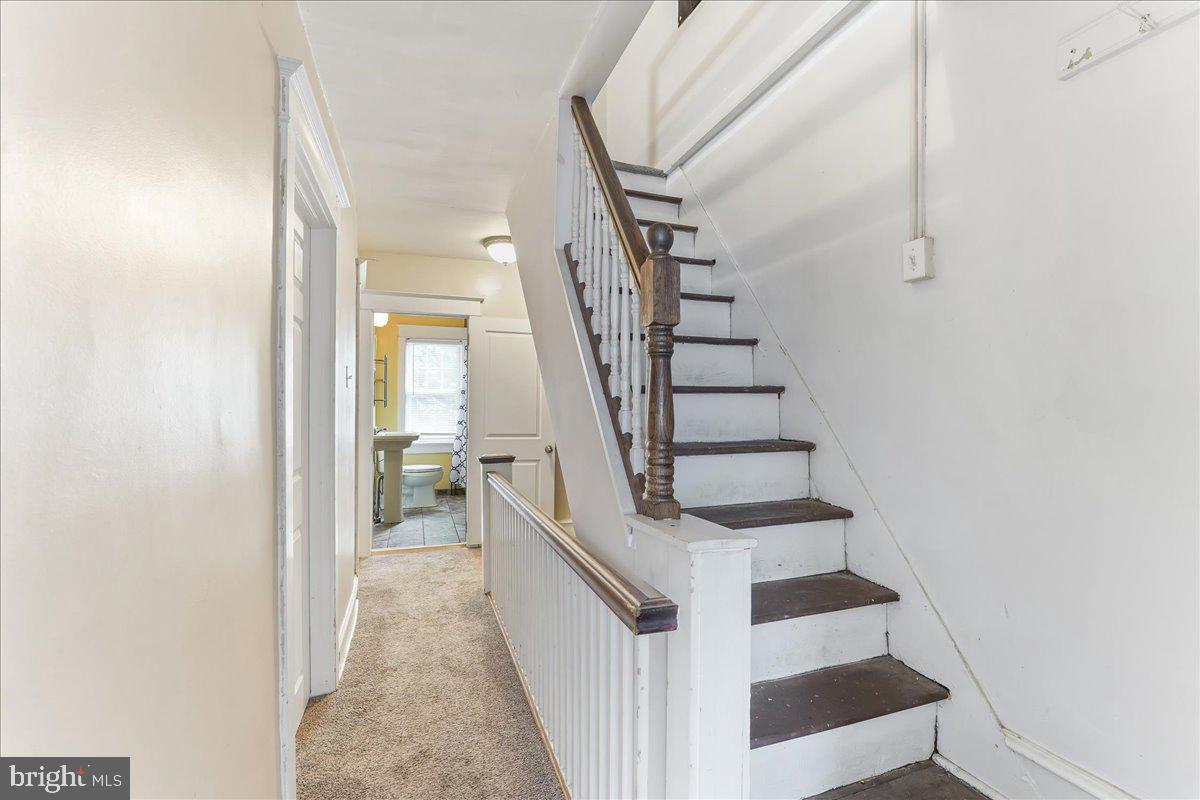 111 Sycamore Road Havertown, PA 19083 - Photo 22 of 25