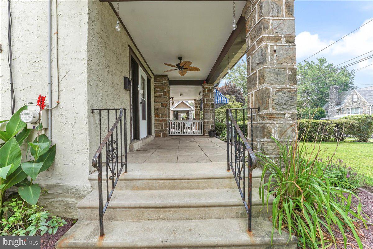111 Sycamore Road Havertown, PA 19083 - Photo 4 of 25