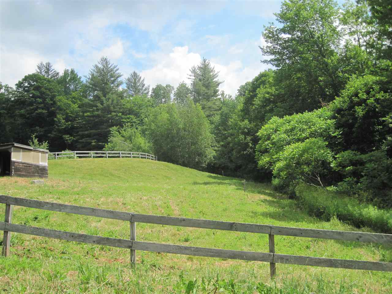 332 Music Mountain Road Stockbridge, VT 05772 - Photo 4 of 28