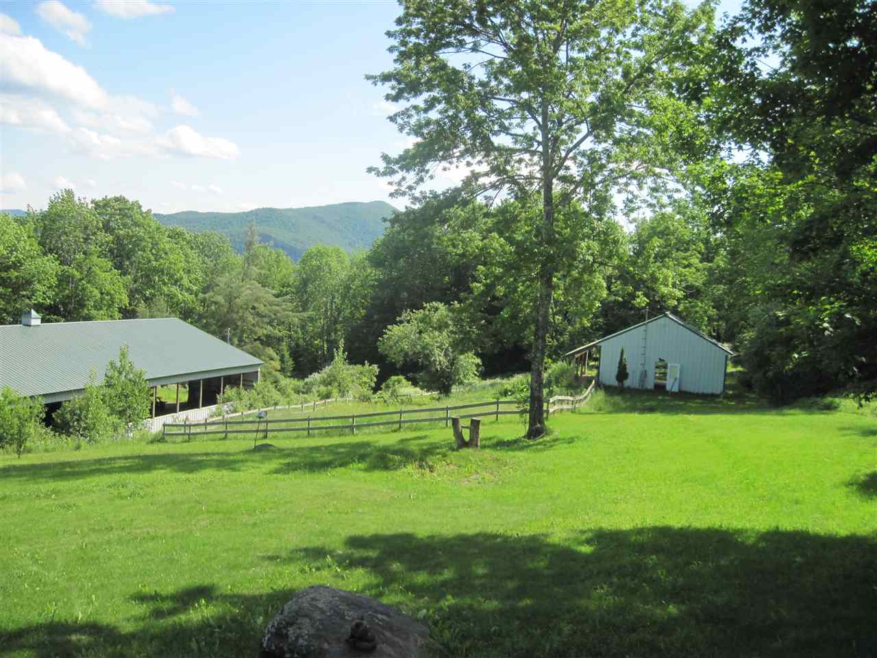 332 Music Mountain Road Stockbridge, VT 05772 - Photo 5 of 28