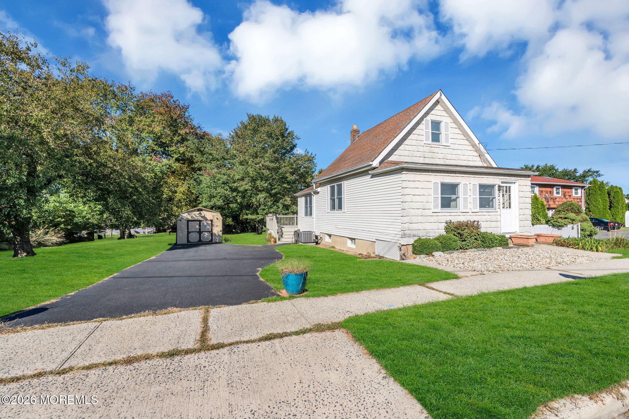 517 Line Road Aberdeen, NJ 07747 - Photo 11 of 48 517 Line Rd Aberdeen