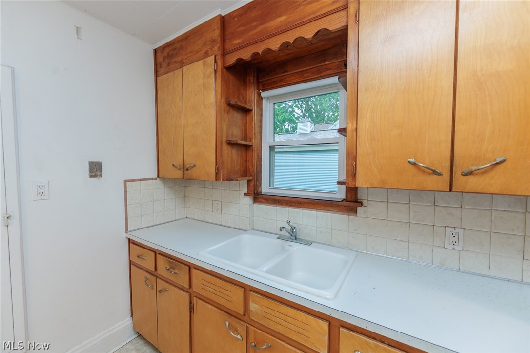 983 Dan Street Akron, OH 44310 - Photo 20 of 46