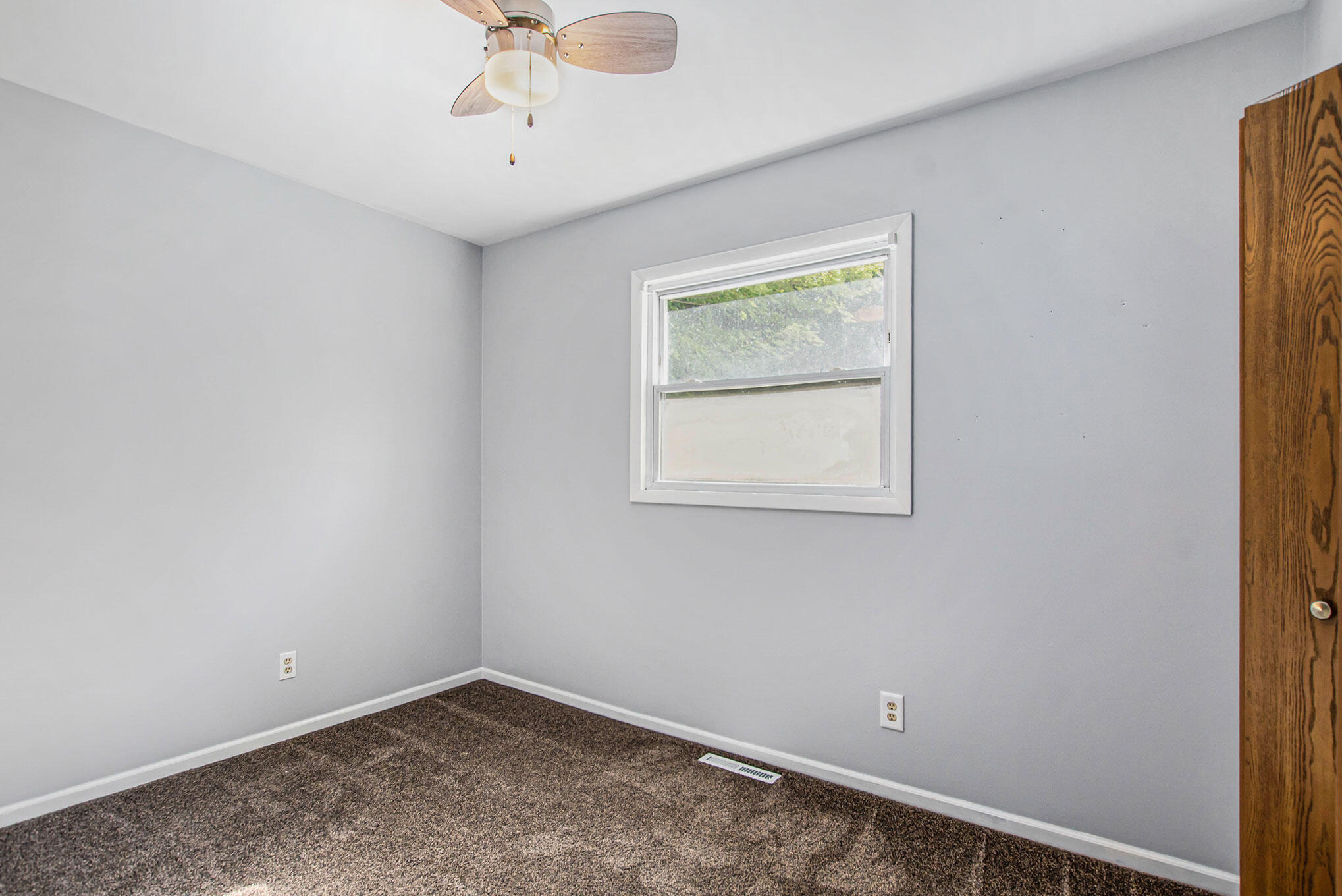 5045 Lindsey Road Delton, MI 49046 - Photo 14 of 25 DSC04300
