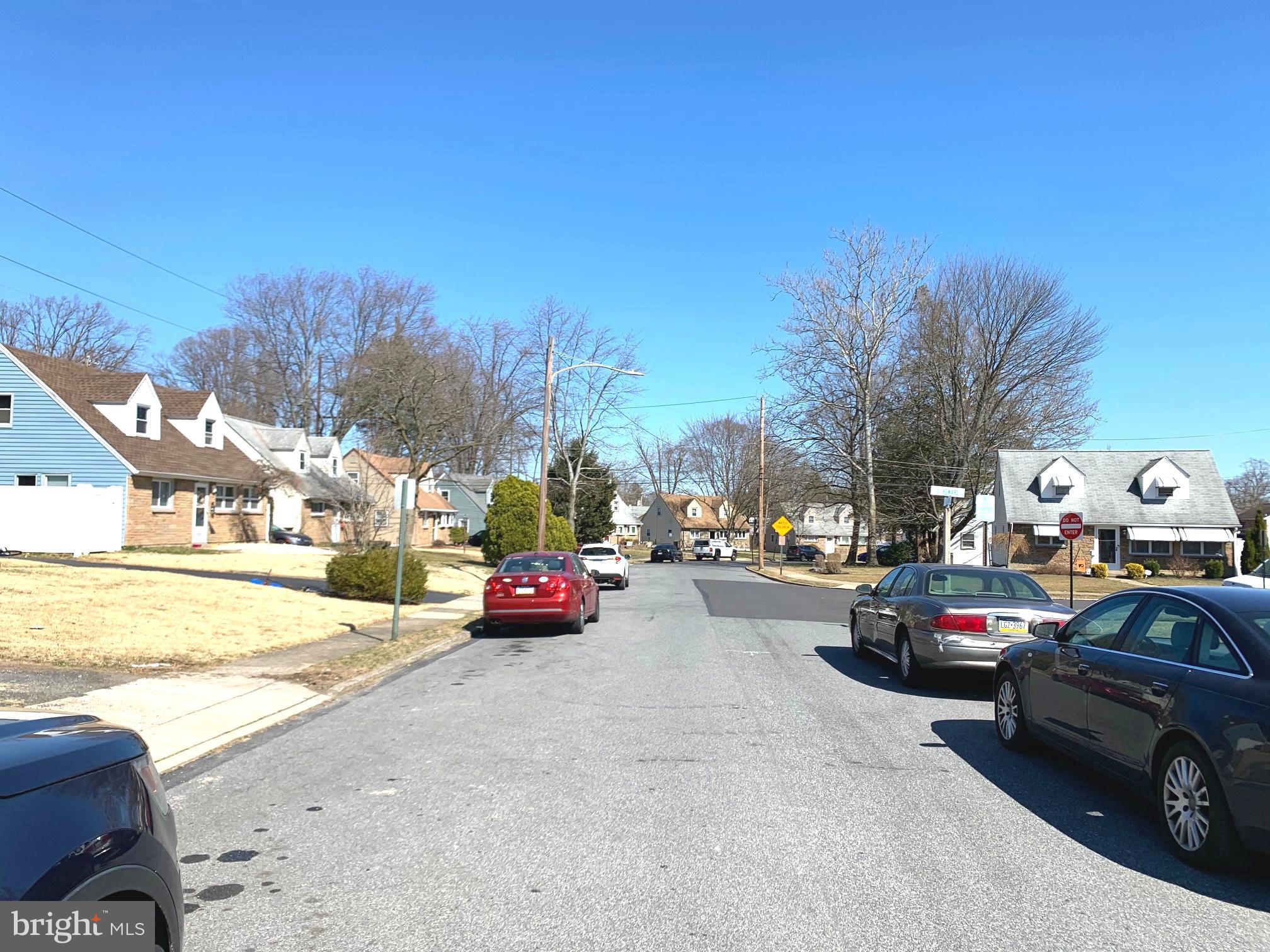 2524 Secane Road Secane, PA 19018 - Photo 11 of 46