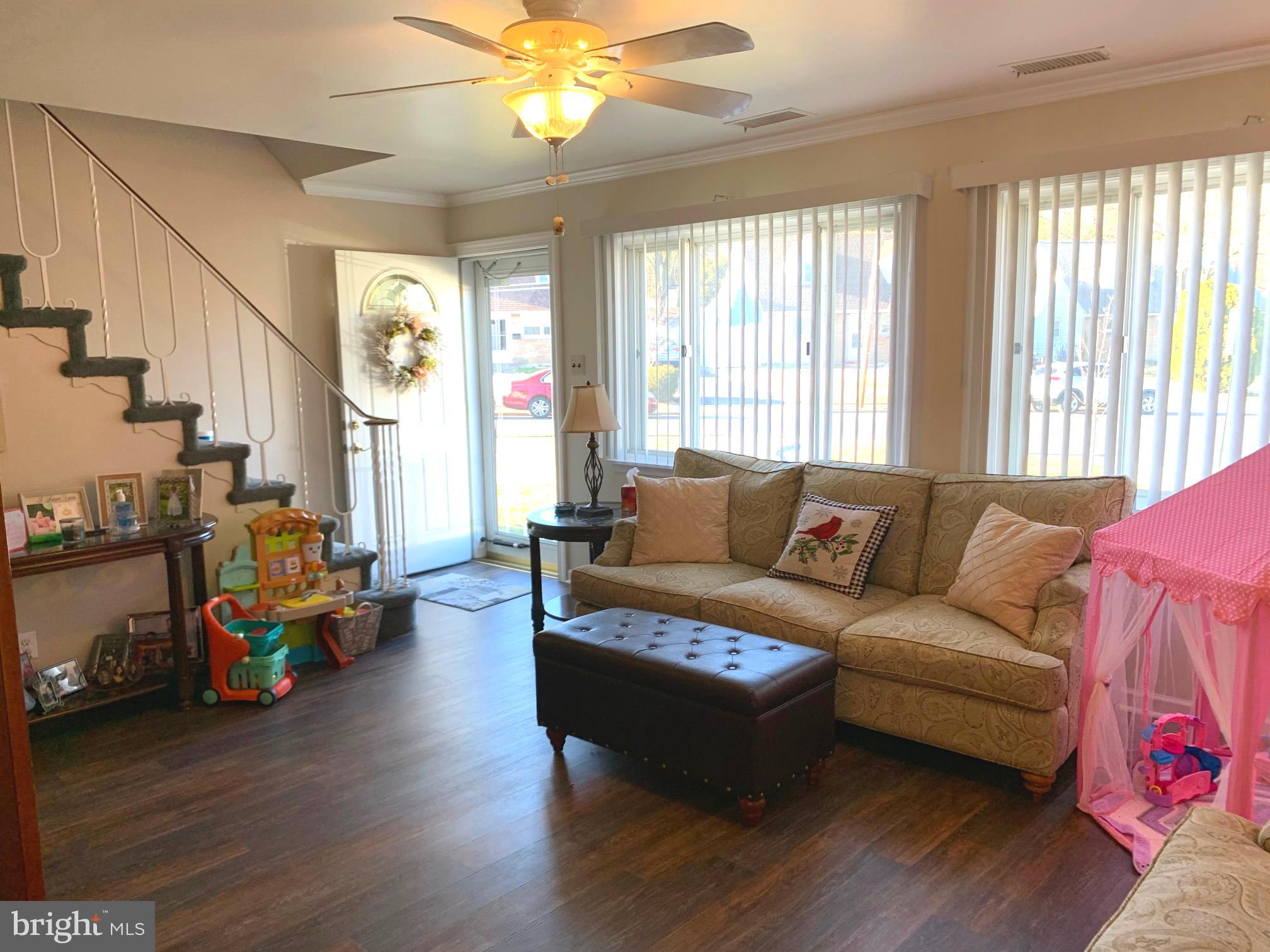 2524 Secane Road Secane, PA 19018 - Photo 12 of 46