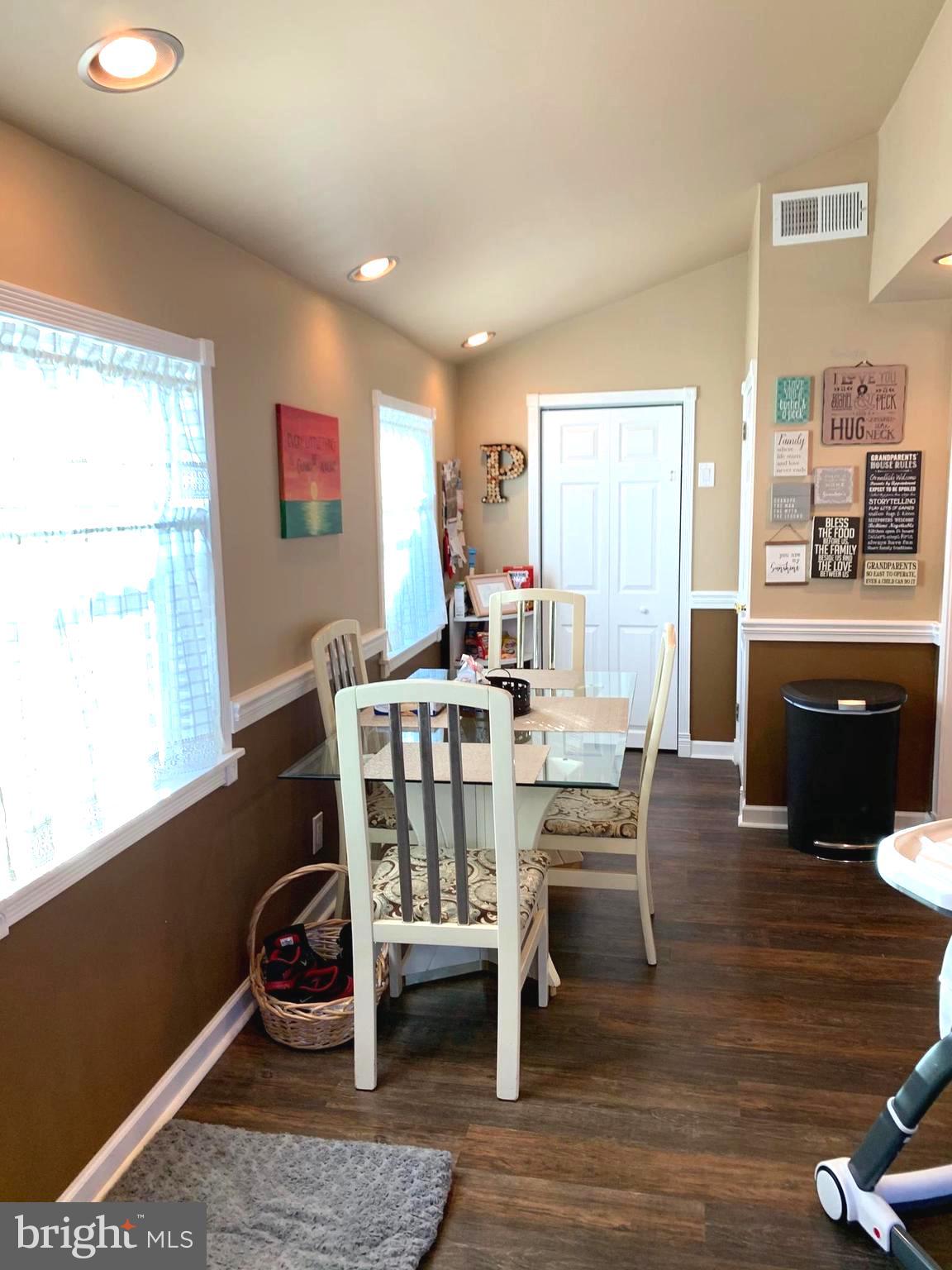 2524 Secane Road Secane, PA 19018 - Photo 20 of 46