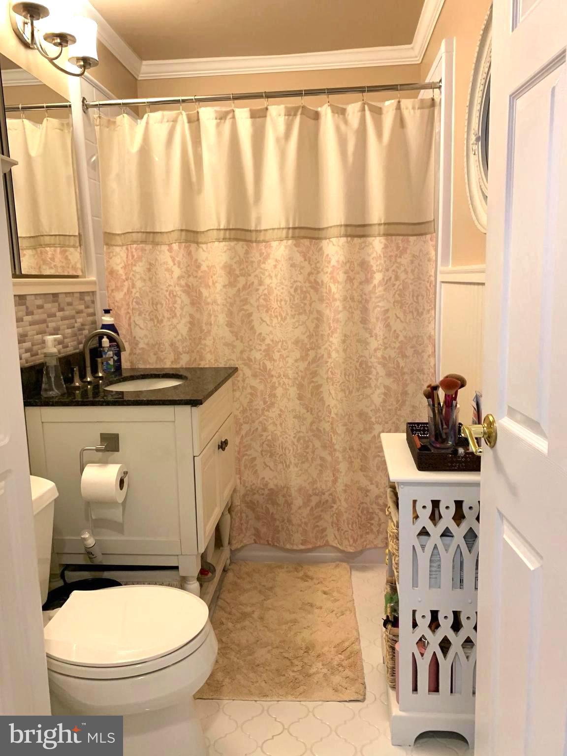 2524 Secane Road Secane, PA 19018 - Photo 33 of 46