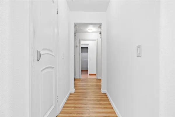 $2,700 | 16940 Chatsworth Street, Unit 208, Granada Hills, CA 91344