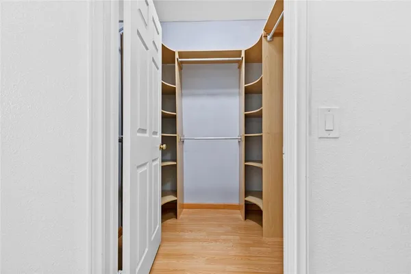 $2,700 | 16940 Chatsworth Street, Unit 208, Granada Hills, CA 91344